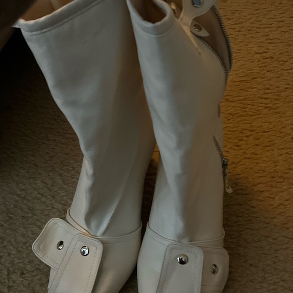 Public Desire White Ankle Boots - Picture 1 of 5